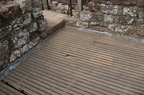 2011-08-n1-8328-a
